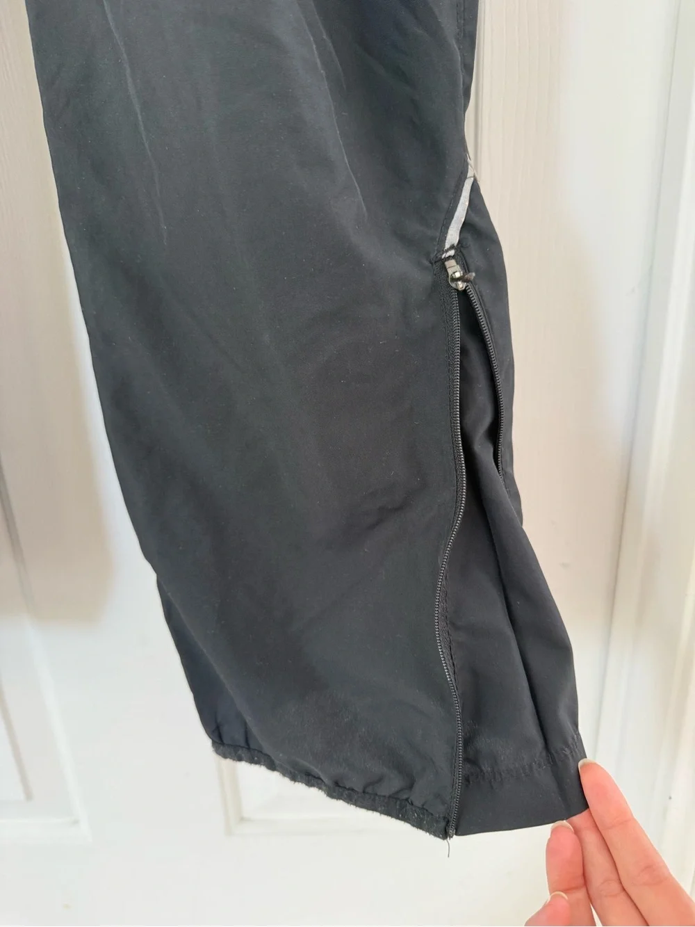 Nike Black Men’s Windbreaker Jacket and Track Pants Set